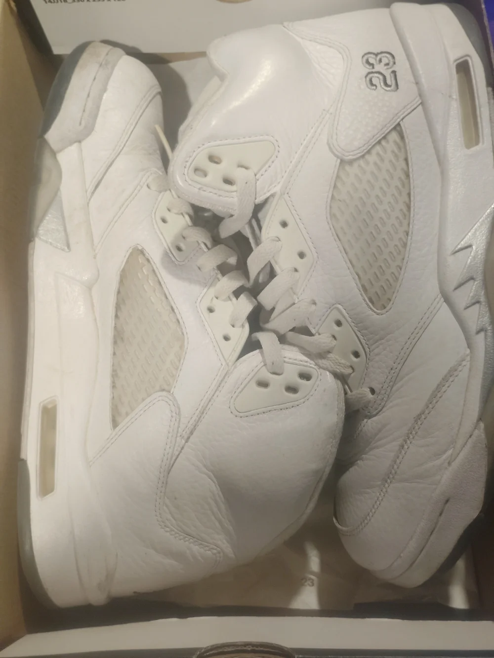 Jordan White Men's Leather Sneakers